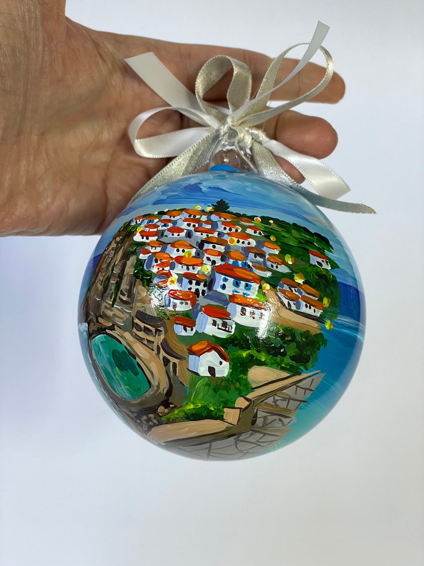 pallina di vetro dipinta a mano con un paese del Portogallo, idea regalo personalizzata