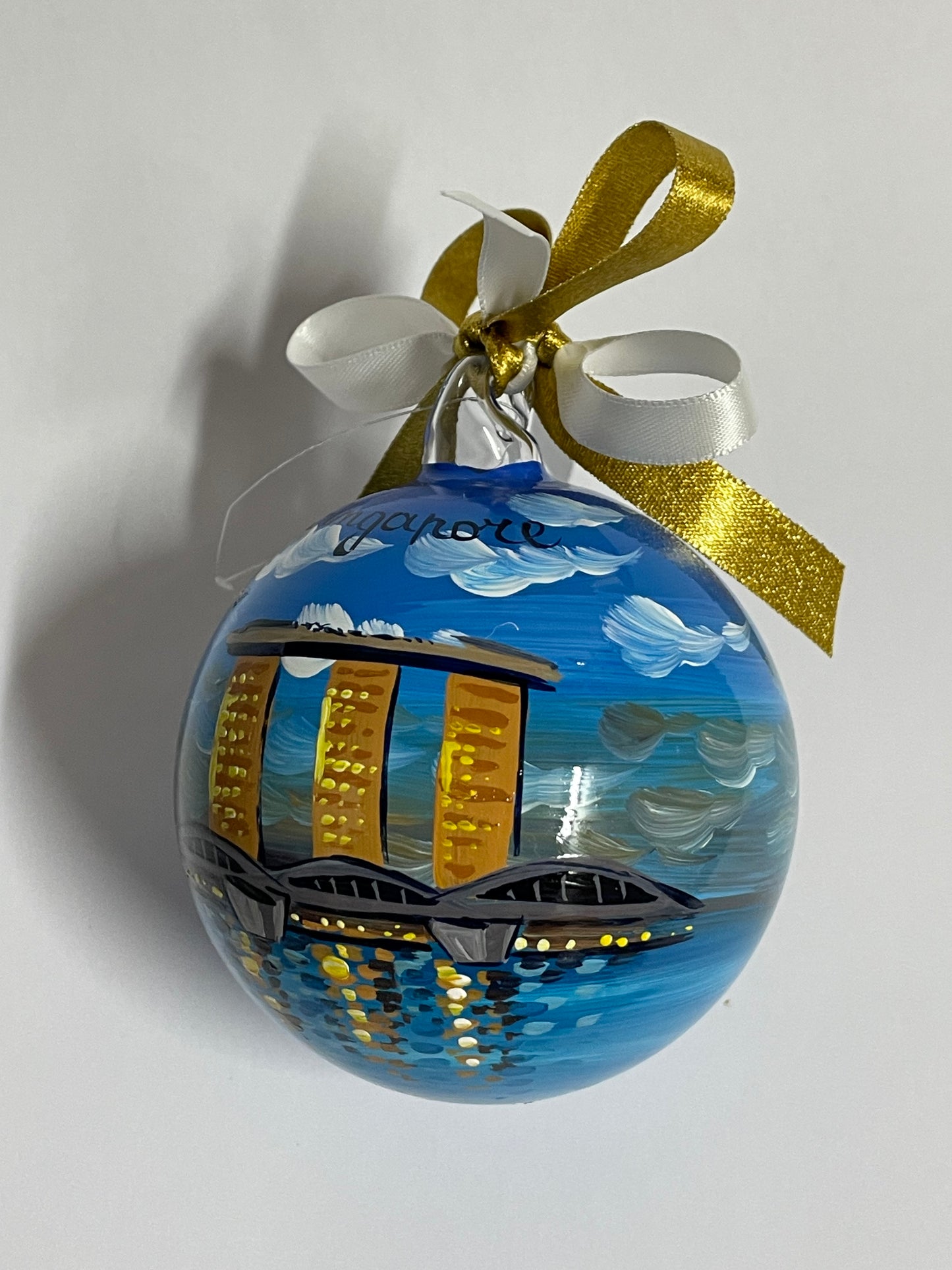 Singapore – Ornamento in Vetro Dipinto a Mano | Souvenir Asia