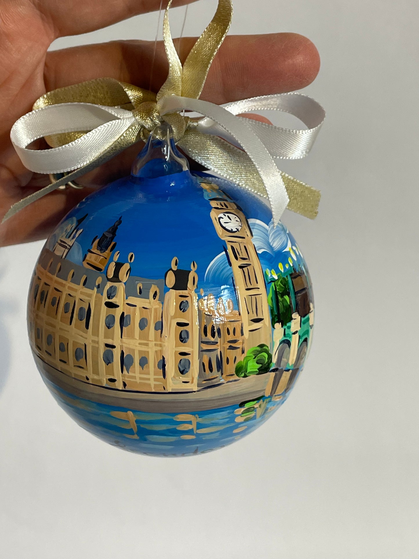 London, England – Hand-Painted Glass Ornament | UK Souvenir