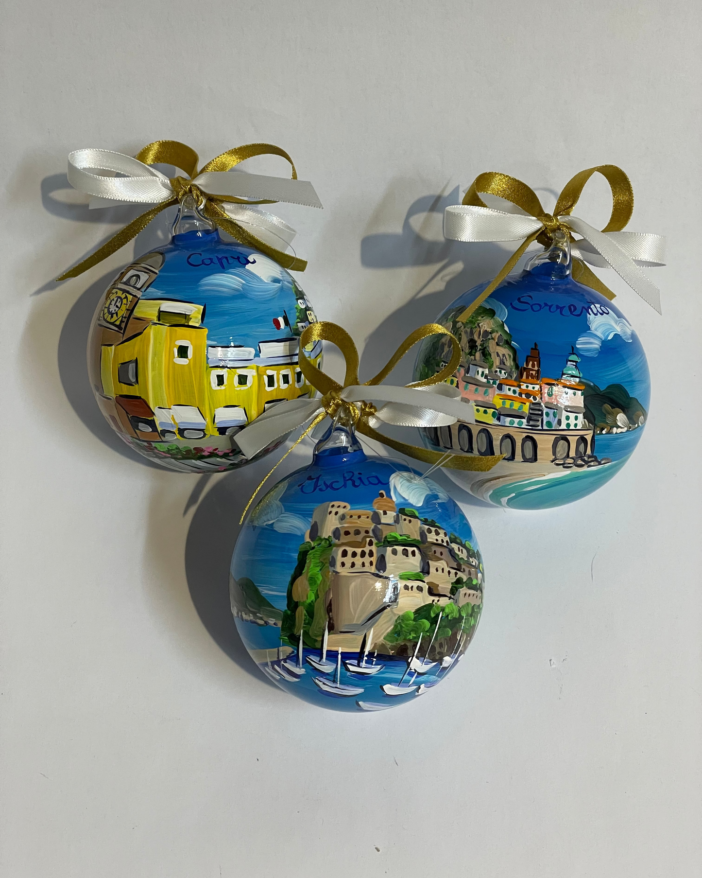 Capri, Piazzetta – Hand-Painted Glass Ornament | Campania Souvenir