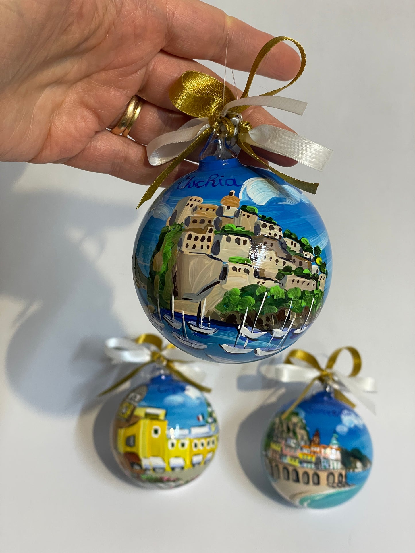 Ischia, Gulf of Naples – Hand-Painted Glass Ornament | Campania Souvenir