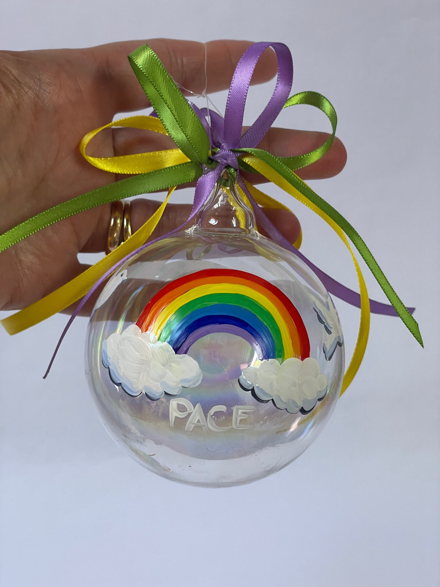 Arcobaleno della Pace – Ornamento in Vetro Dipinto a Mano | Regalo Significativo
