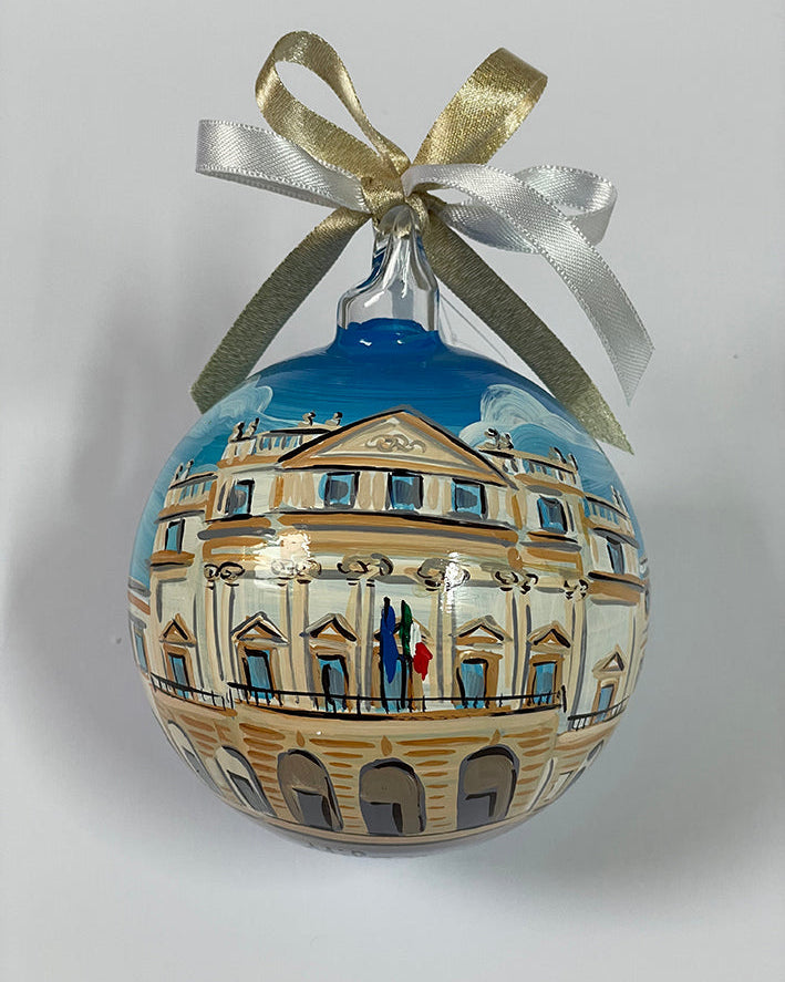 Pallina di Natale dipinta a mano con il teatro alla Scala di Milano, oggetto artistico e artigianale