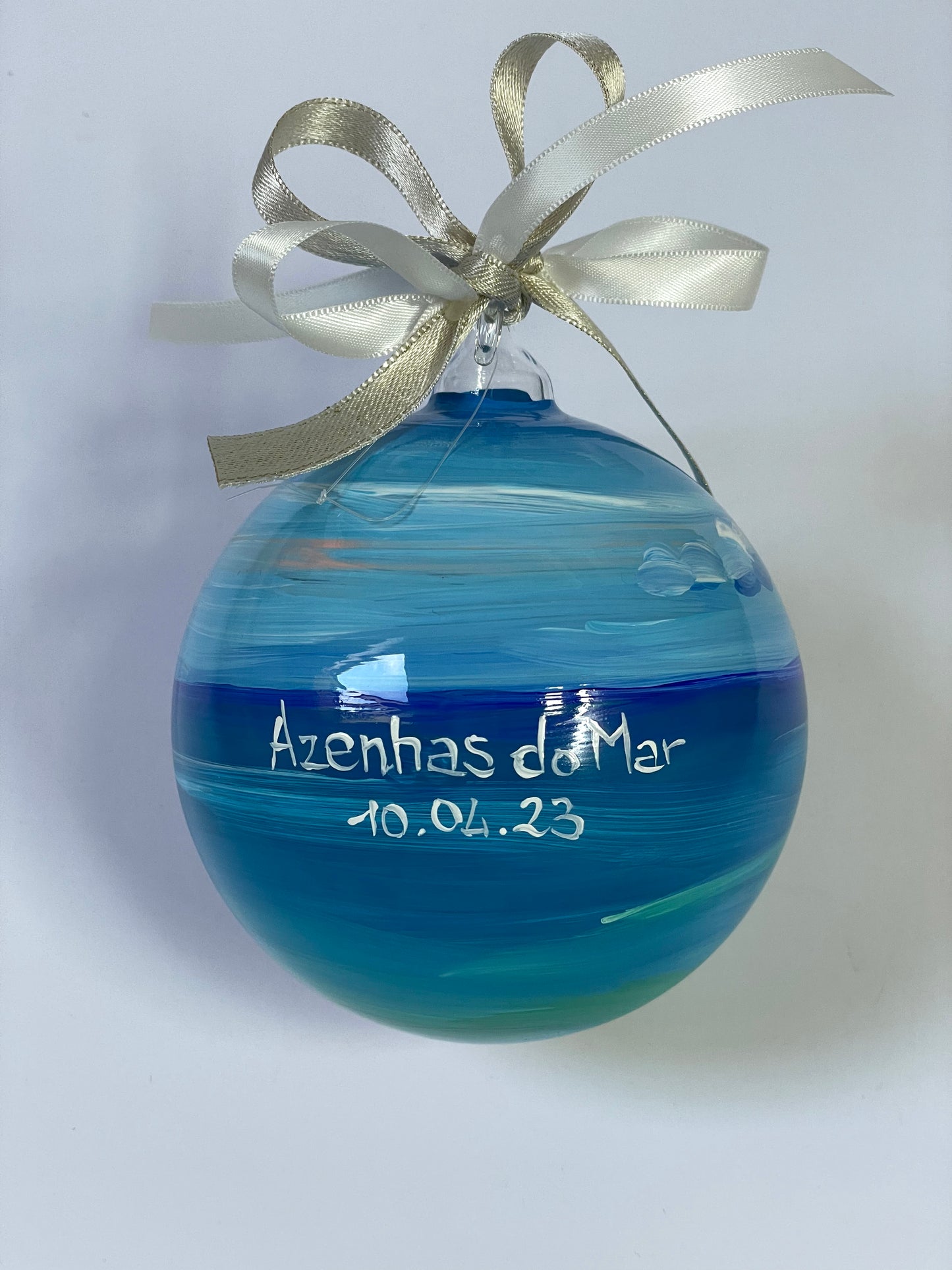 pallina di vetro dipinta a mano con un paese del Portogallo, idea regalo personalizzata