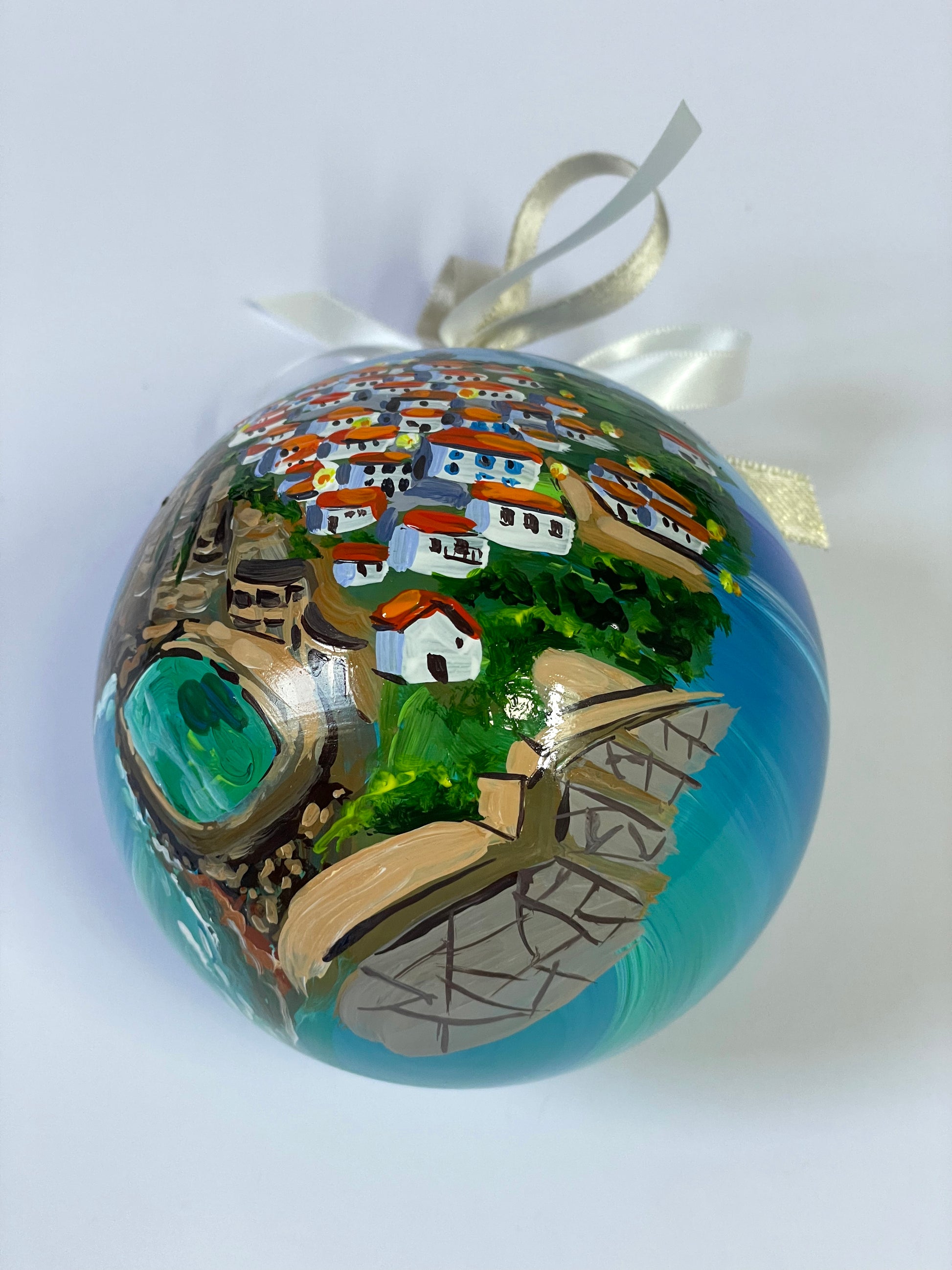 pallina di vetro dipinta a mano con un paese del Portogallo, idea regalo personalizzata