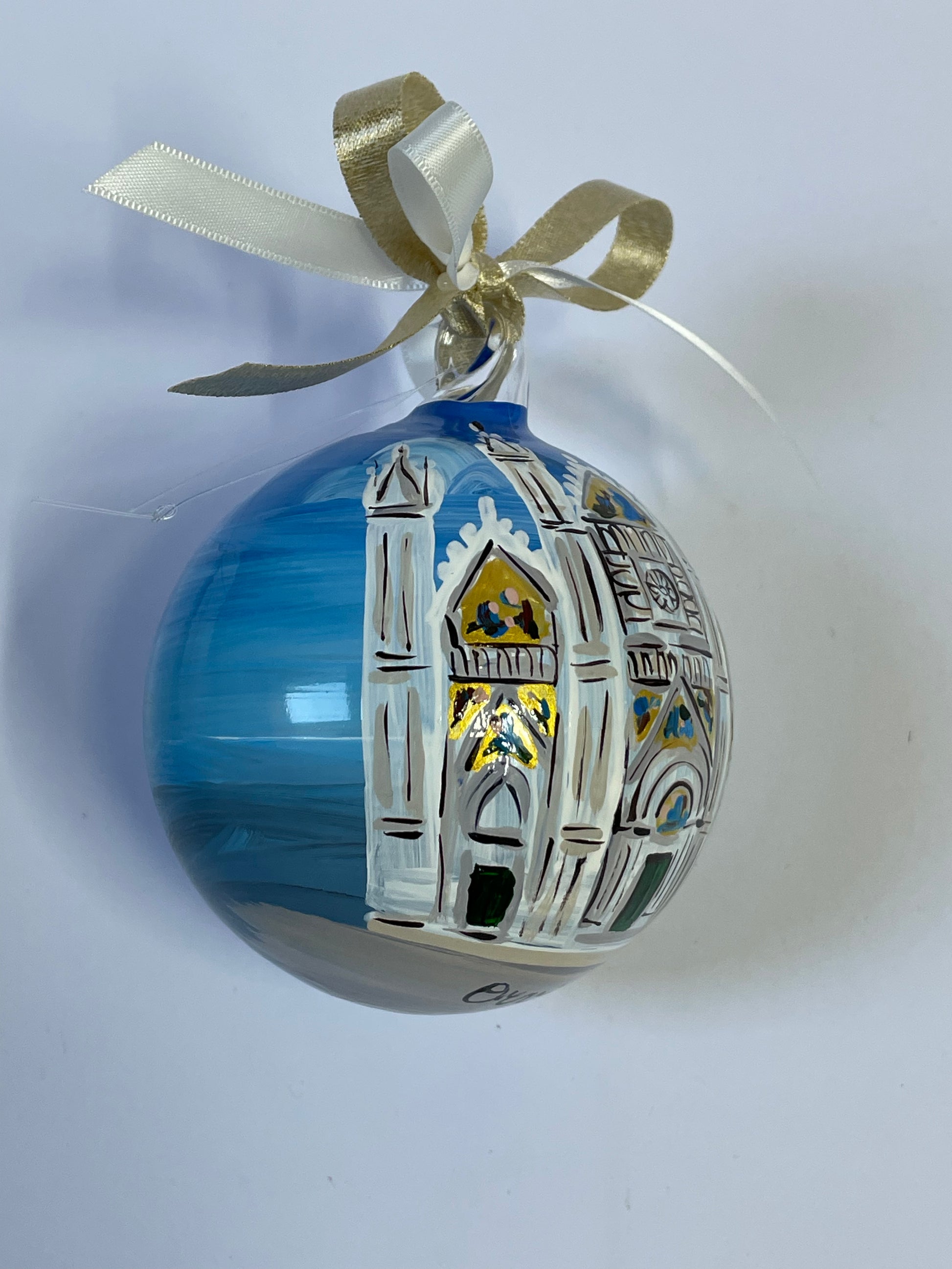dettaglio di Ornamento in vetro dipinto a mano con Duomo di Orvieto, Made in Italy, personalizzato con scritta.