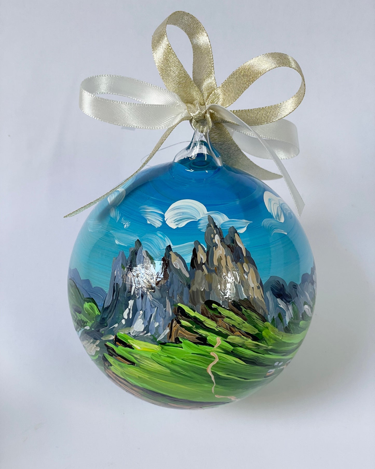 Dolomiti Hand painte ornament 
