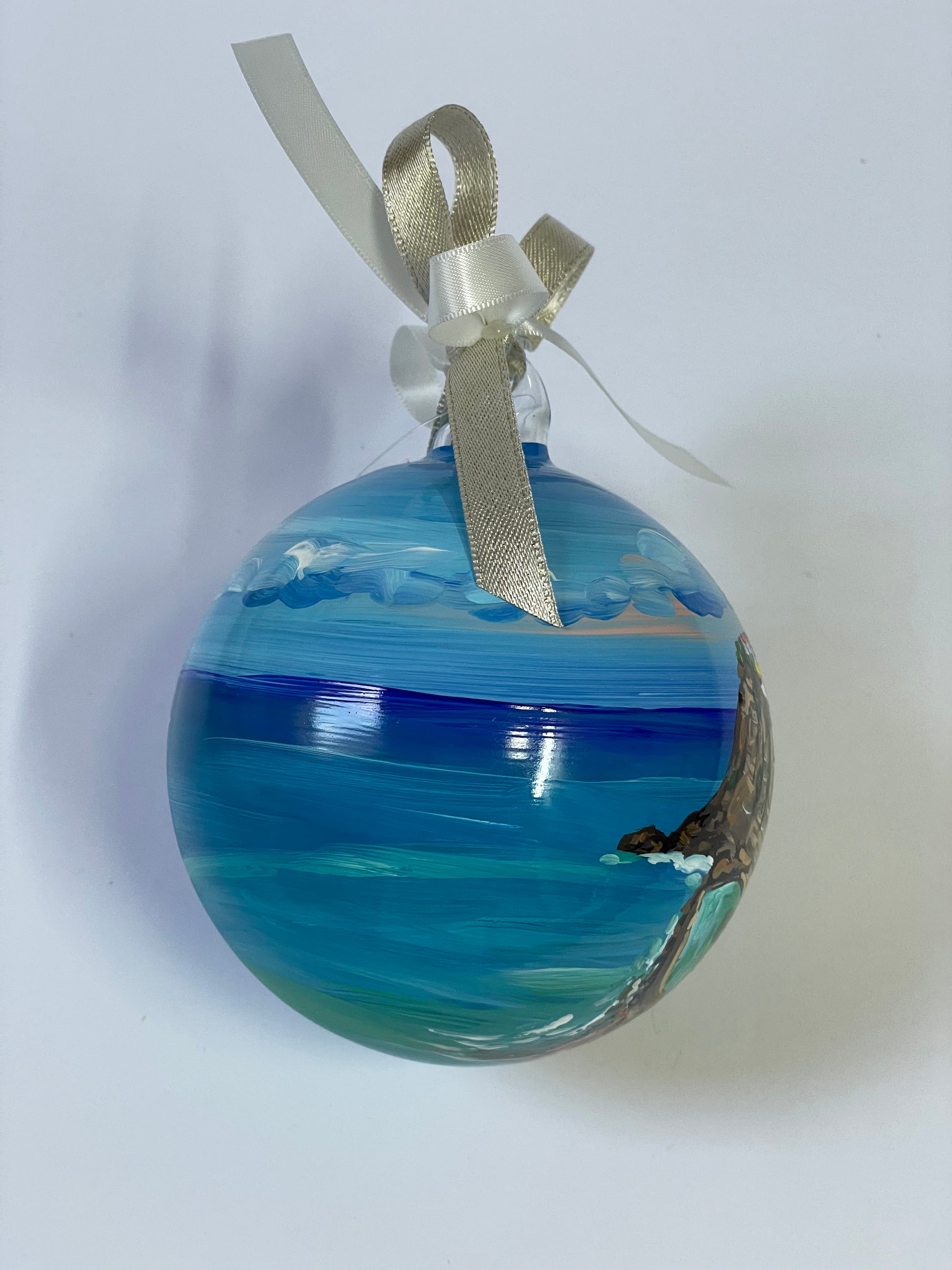 pallina di vetro dipinta a mano con un paese del Portogallo, idea regalo personalizzata, dettaglio