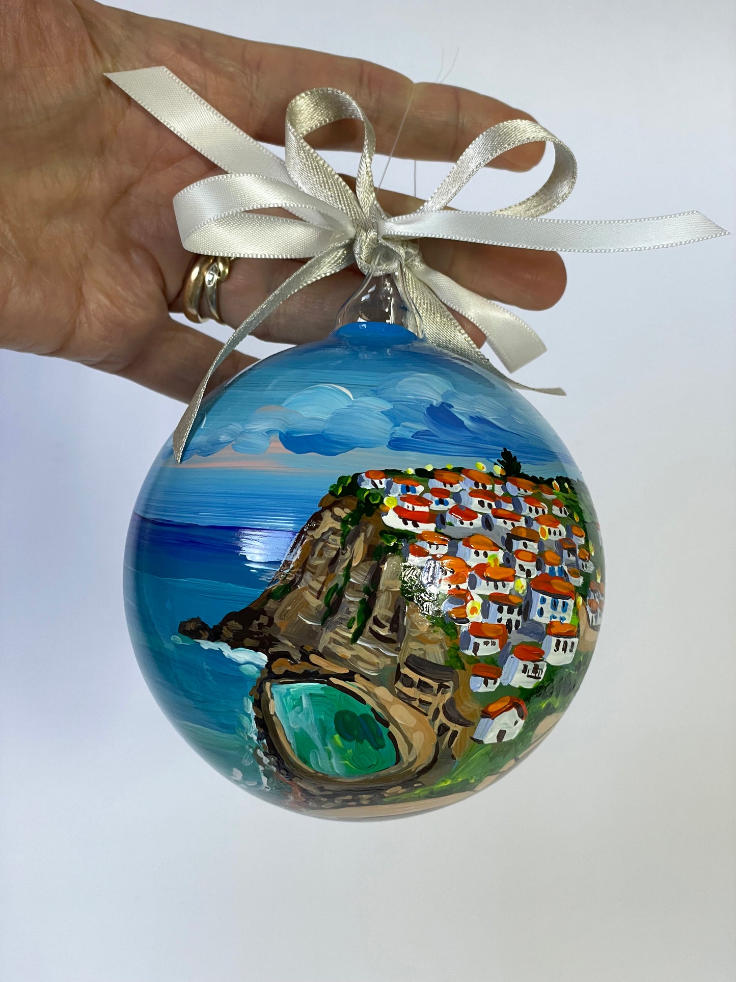 pallina di vetro dipinta a mano con un paese del Portogallo, idea regalo personalizzata