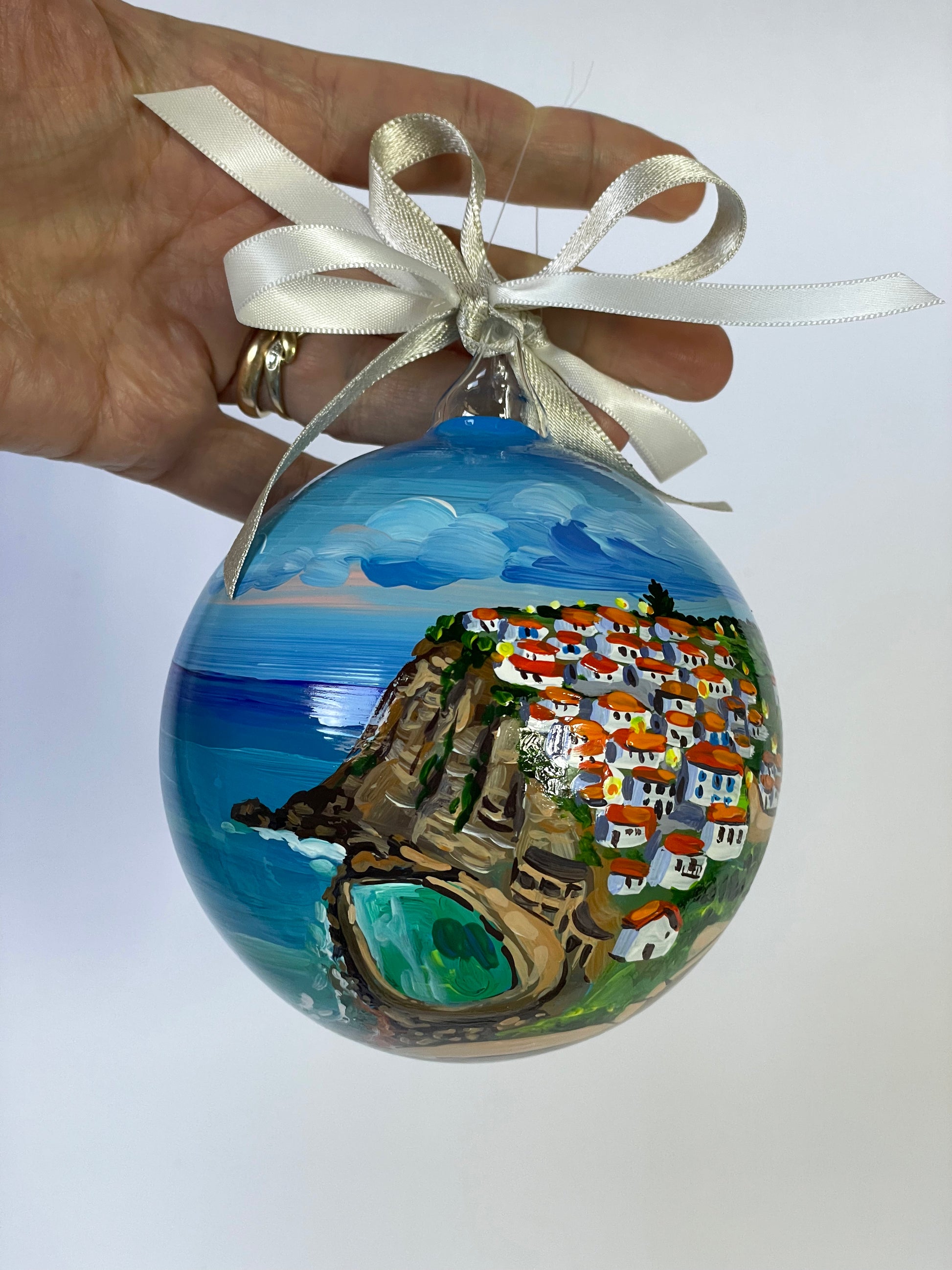pallina di vetro dipinta a mano con un paese del Portogallo, idea regalo personalizzata